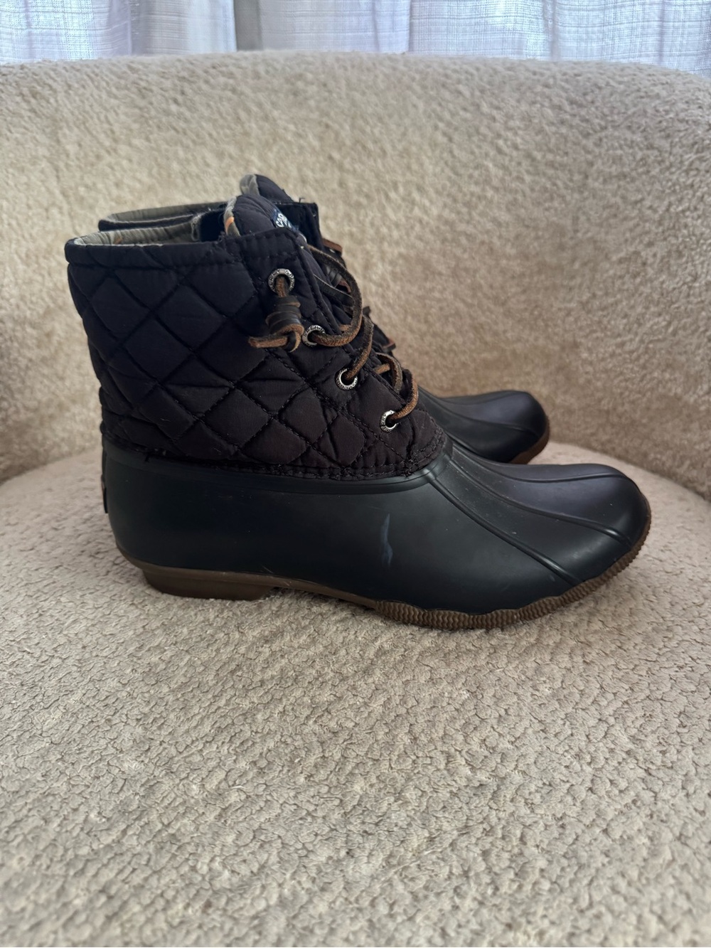 Sperry Womens Size 8 Black Quilted Duck Boots Waterproof Lace Up Zip